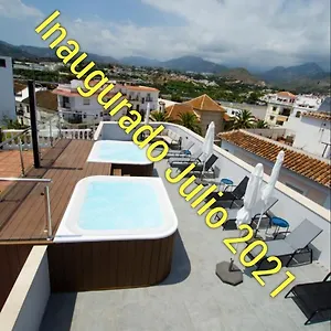 Nerja-centro-jacuzzi- Mirador De La Ermita- Adults Recommended Pensjonat